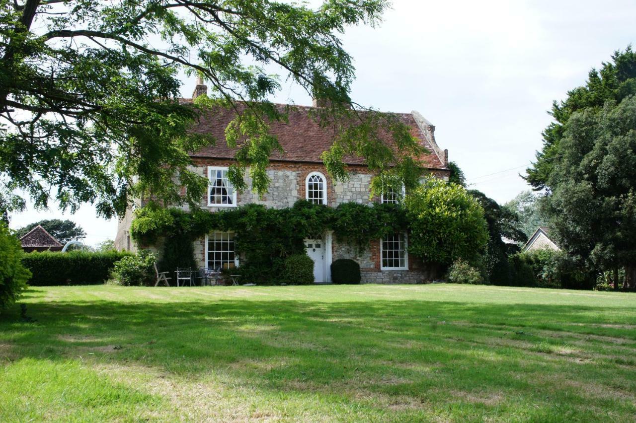 Apuldram Manor Farm Bed & Breakfast Chichester Exterior photo